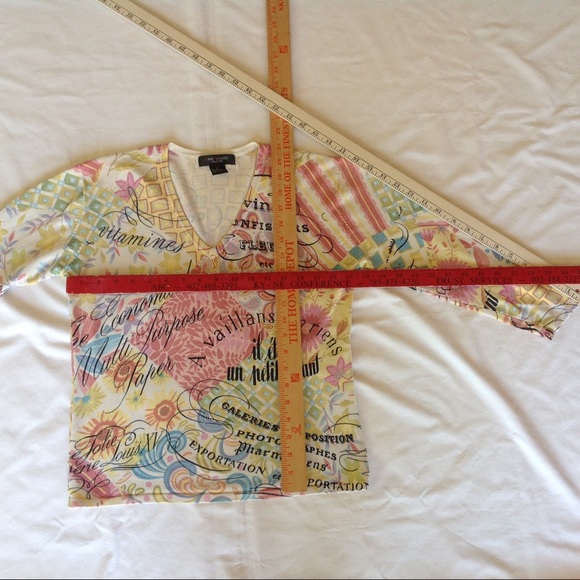 Silk blend v neck 3/4 sleeves knit pullover top - Picture 6 of 8